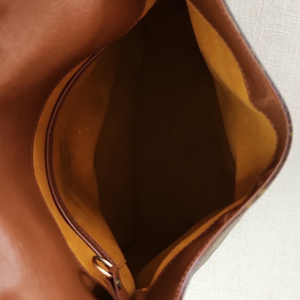 Louis Vuitton Brown and Tan Monogram Crossbody Bag - Picture 12 of 15